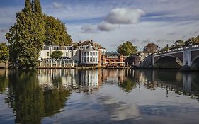 The Mitre, Hampton Court